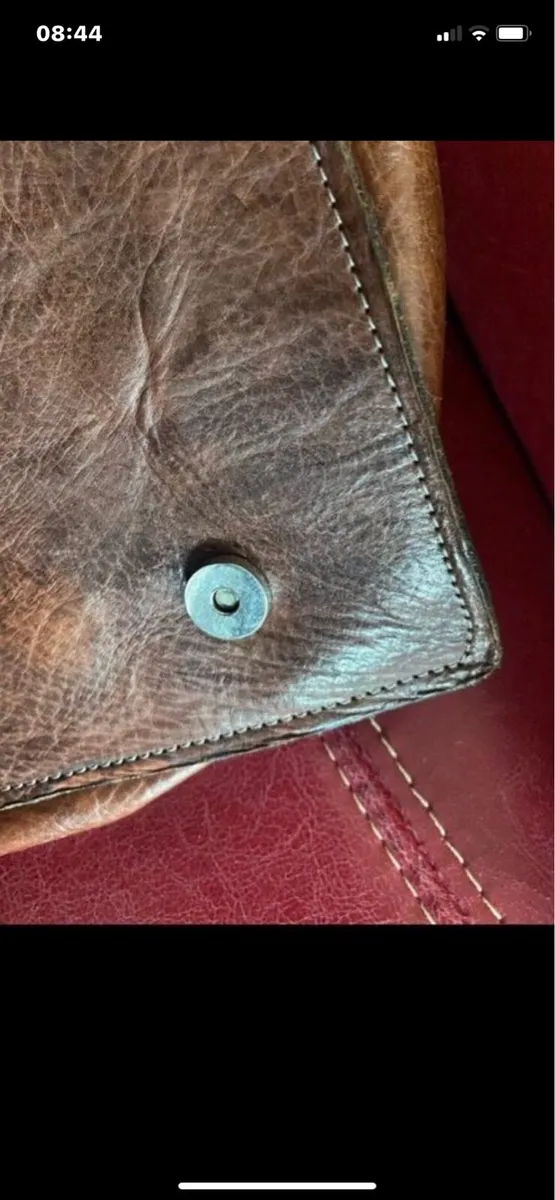 Quality Leather Satchel/ Briefcase - Image 4