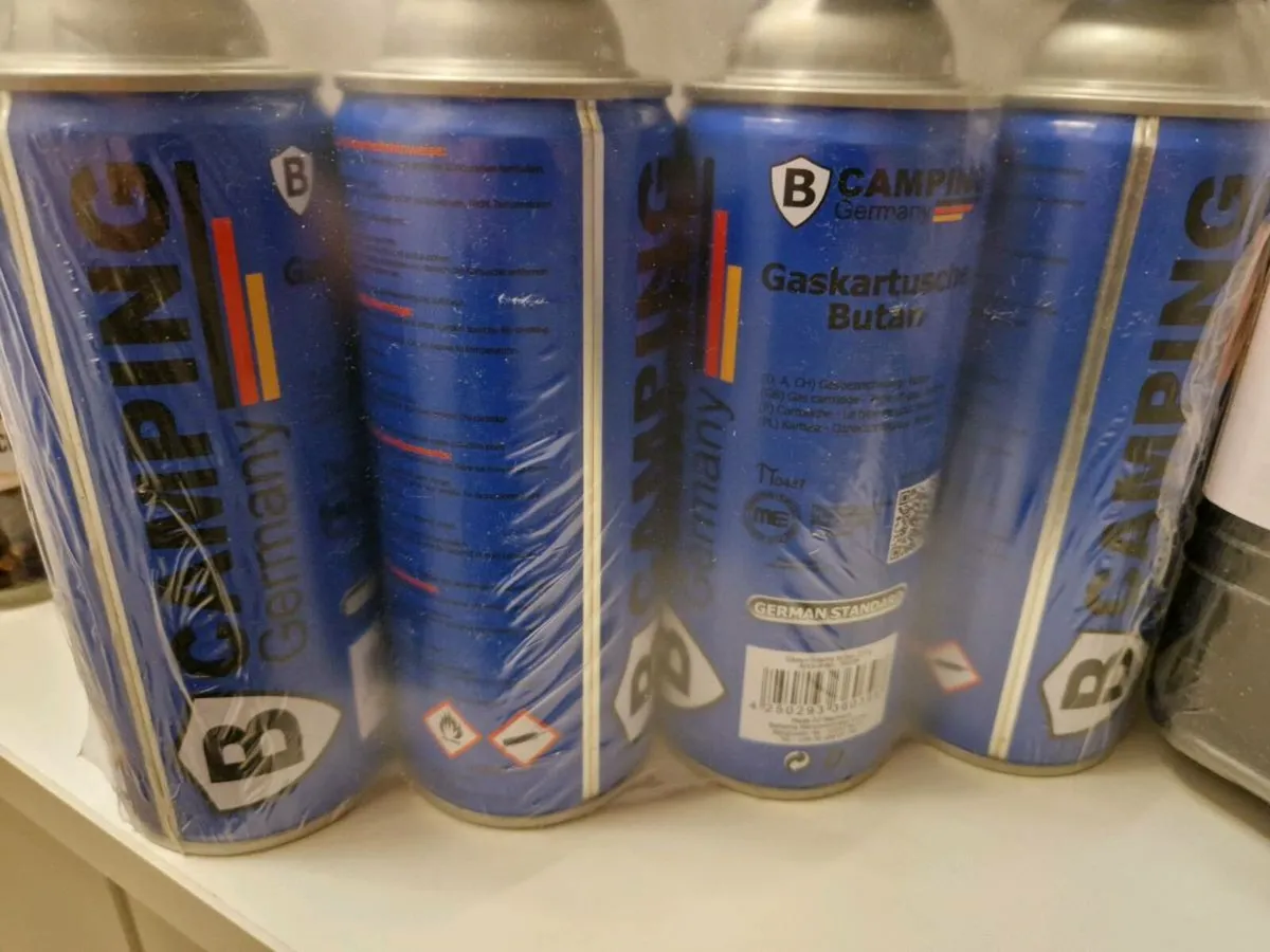 *UNUSED* NEW Camping Stove and Butane canisters - Image 3