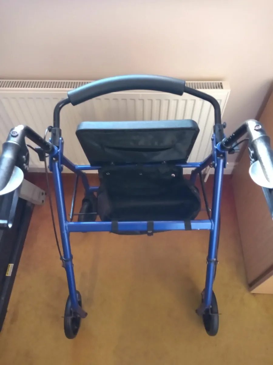 FREE Lightweight Folding Aluminium Walkers - Image 4