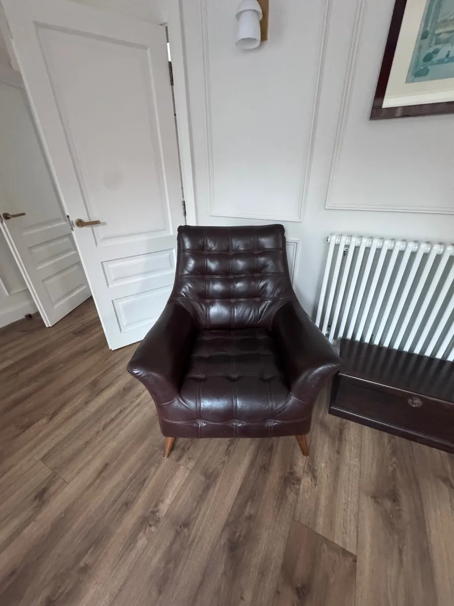 Leather lounge Chairs - Image 2