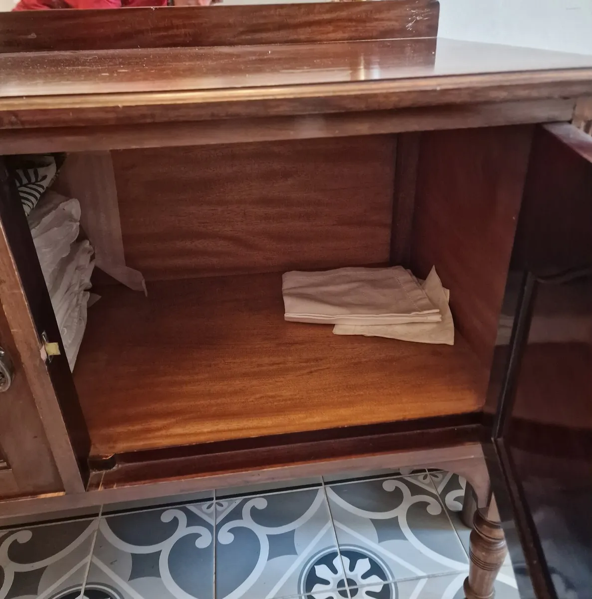 antique mahoney unit for sitting room or hall - Image 4