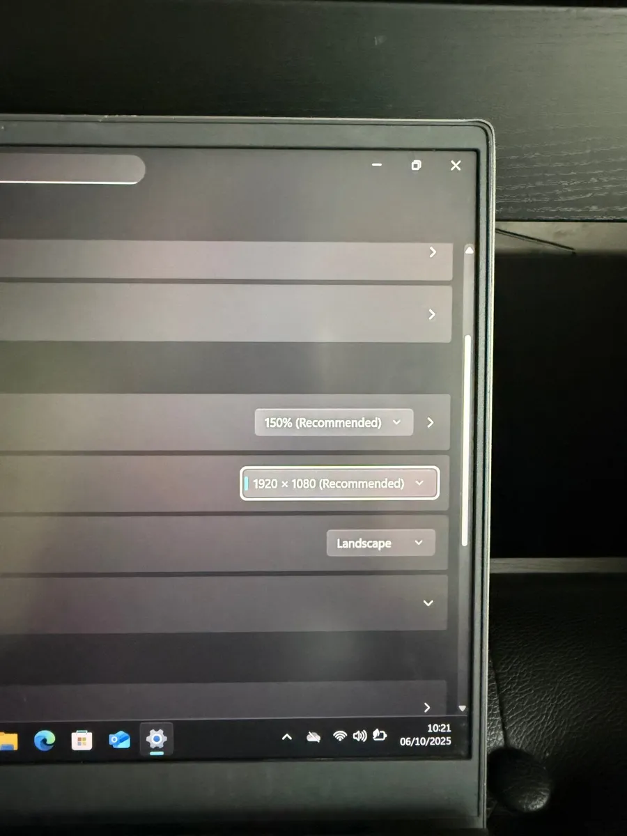 Dell Vostro 5401 Laptop i5/16GB/256SSD/FHD - Image 2