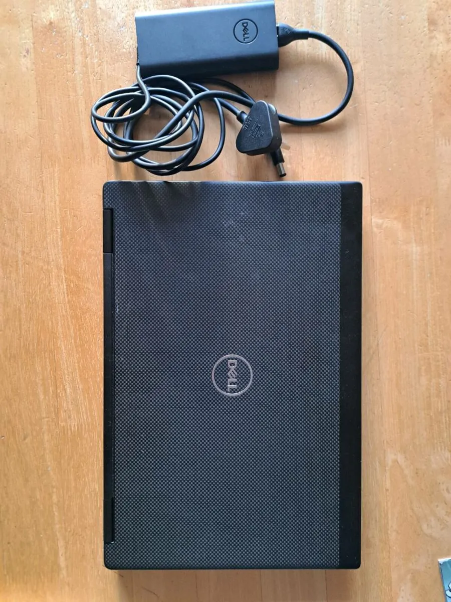 Dell Precision 7530 | i9-8950HK - Image 1