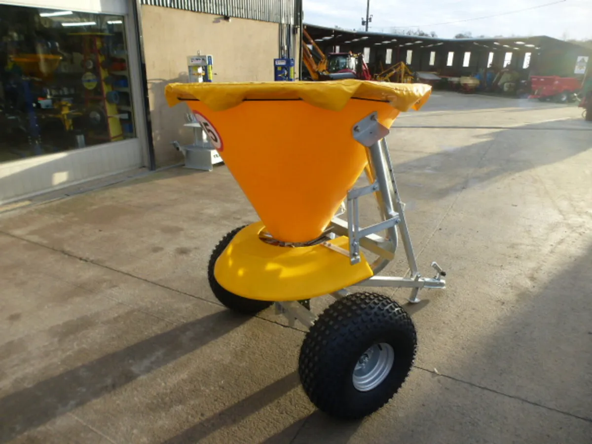 Trailed Salt spreaders - Image 3