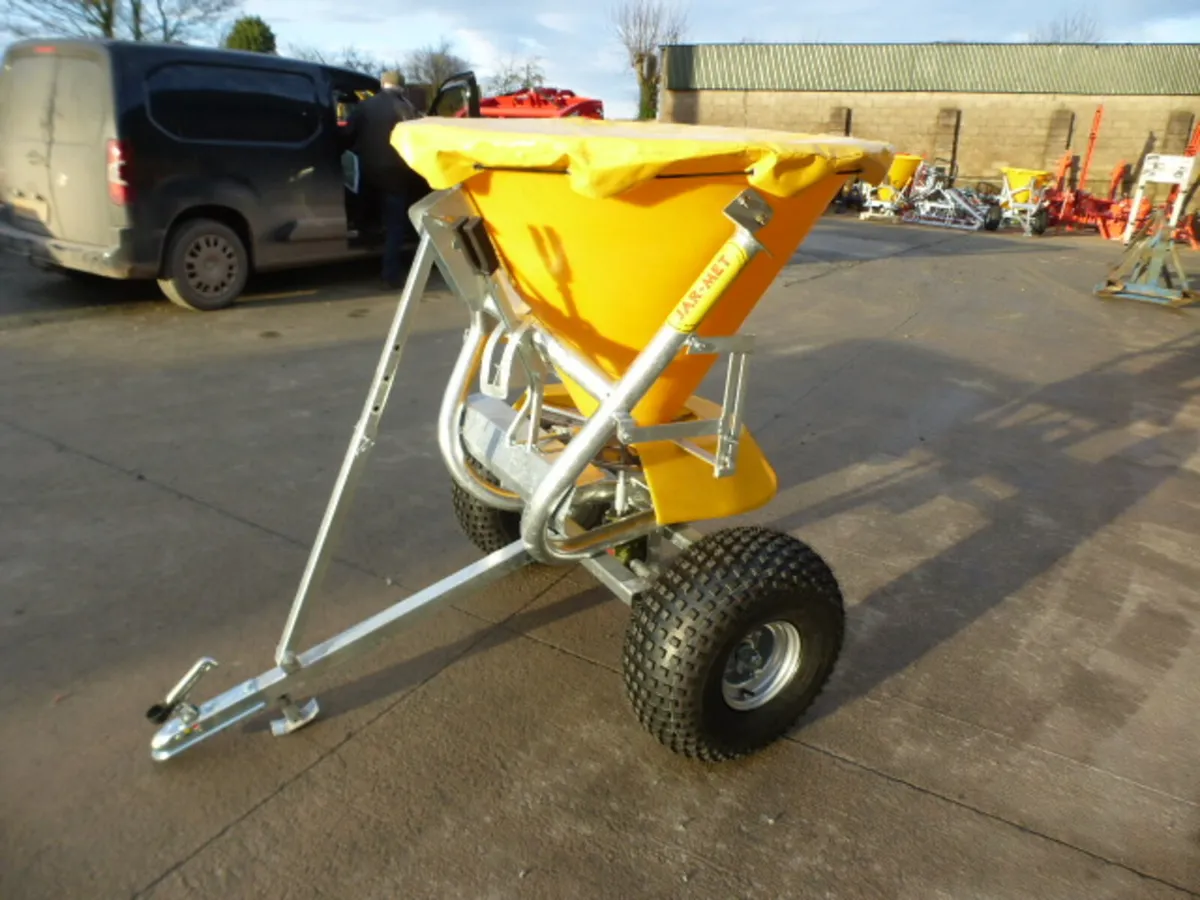 Trailed Salt spreaders - Image 4