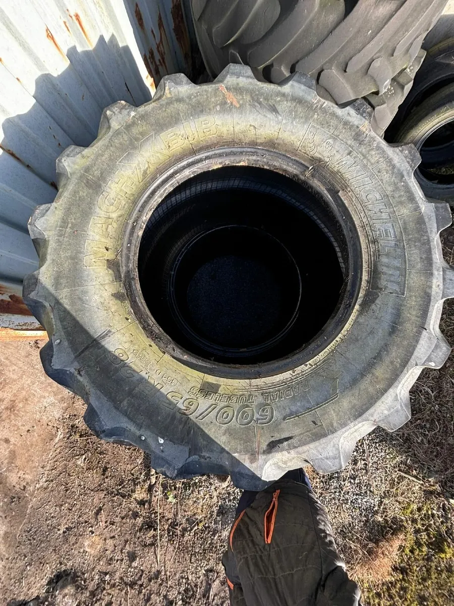 Michelin 600/65 R 28 tyres - Image 4