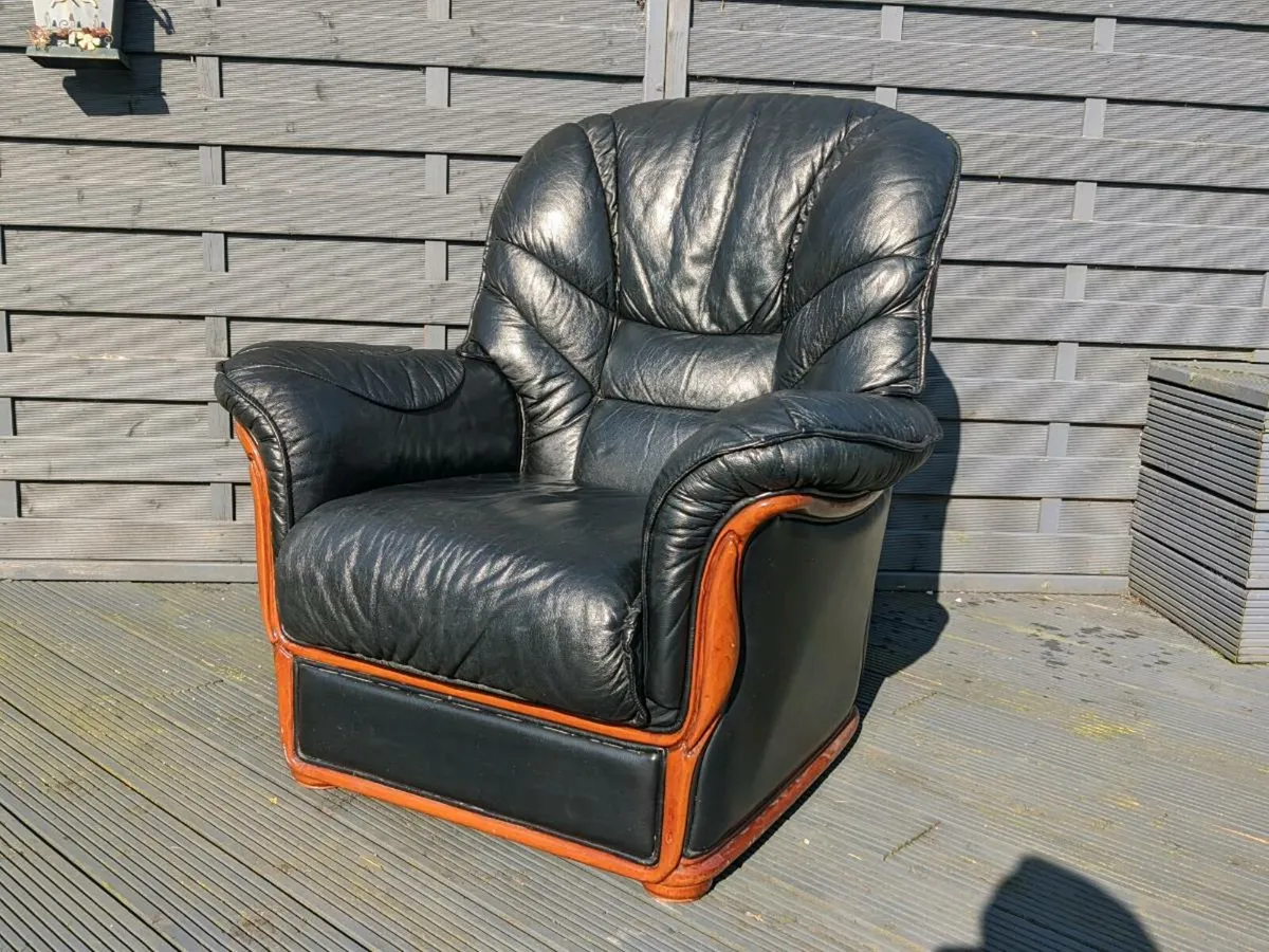 Leather chairs x2 free to collect - Image 1