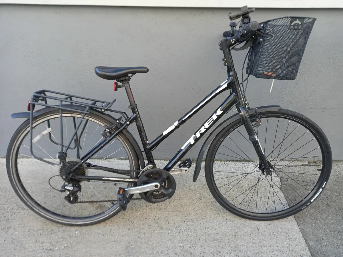 Online Auction Of A Trek FX 1 Stagger & More! - Image 1