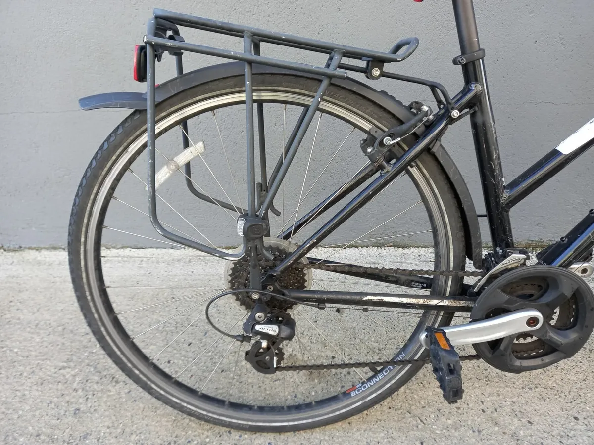 Online Auction Of A Trek FX 1 Stagger & More! - Image 4