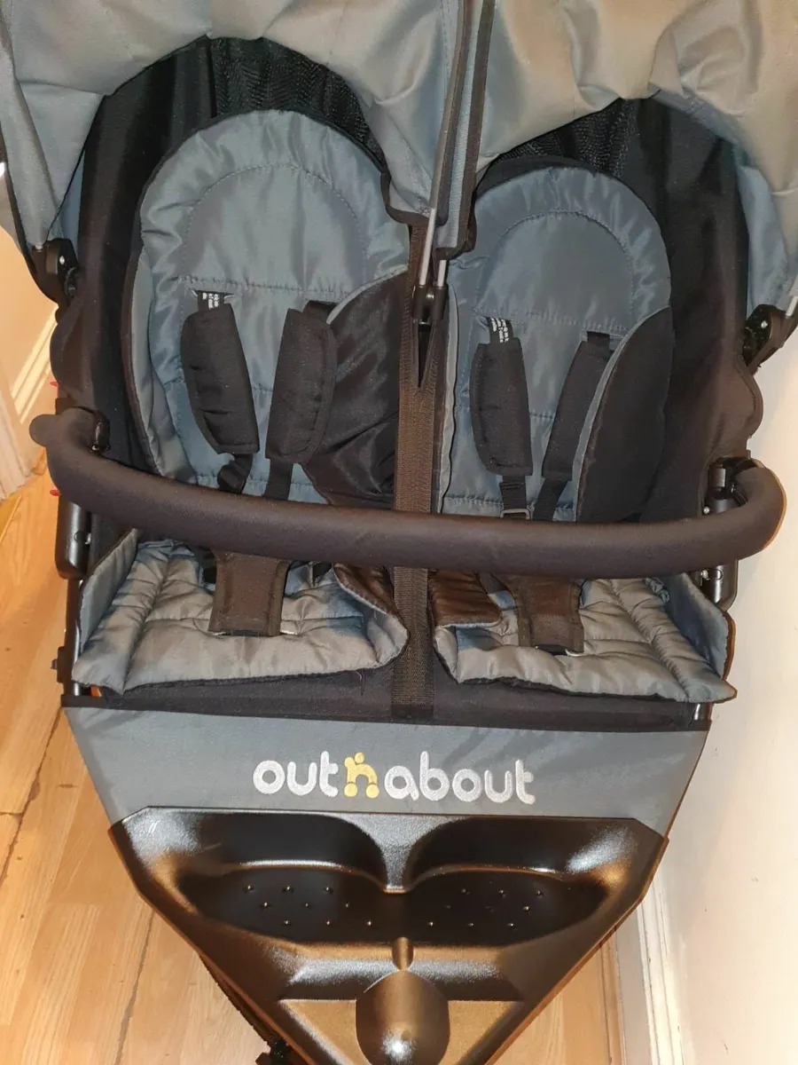 Out N About V4  double buggy - Image 1