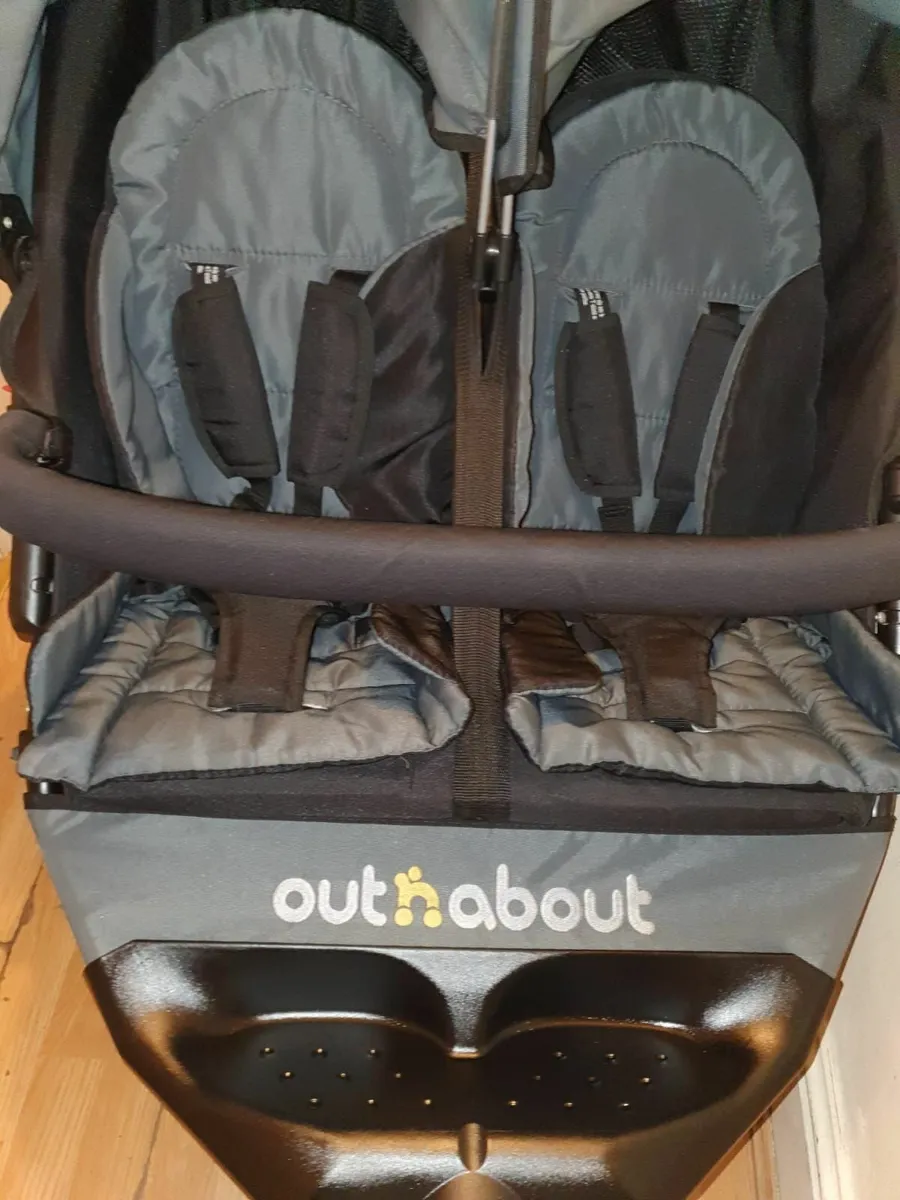 Out N About V4  double buggy - Image 2