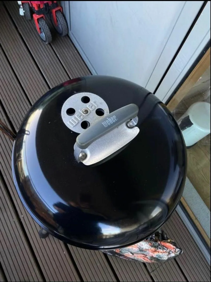 Weber BBQ Grill - Image 1