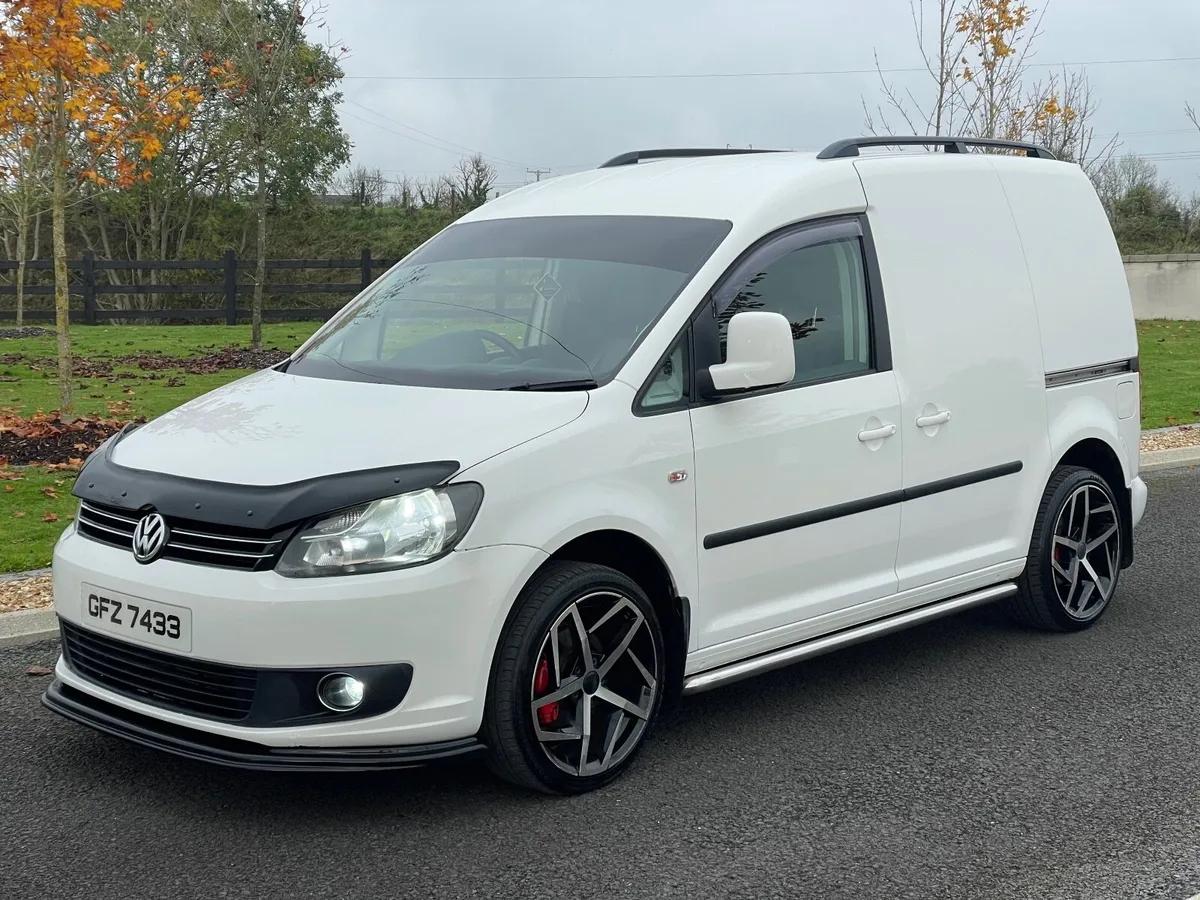 Volkswagen Caddy 2011 1.6TDI 102 (KITTED, LEATHER) - Image 3