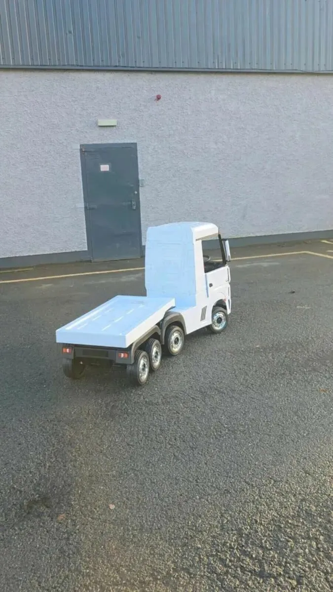 12V Kids Electric Truck With Remote Control - Image 1