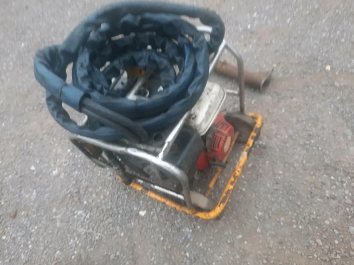 Hydraulic  braker - Image 1