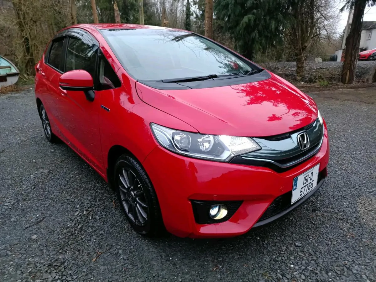 Honda fit hybrid Automatic - Image 2