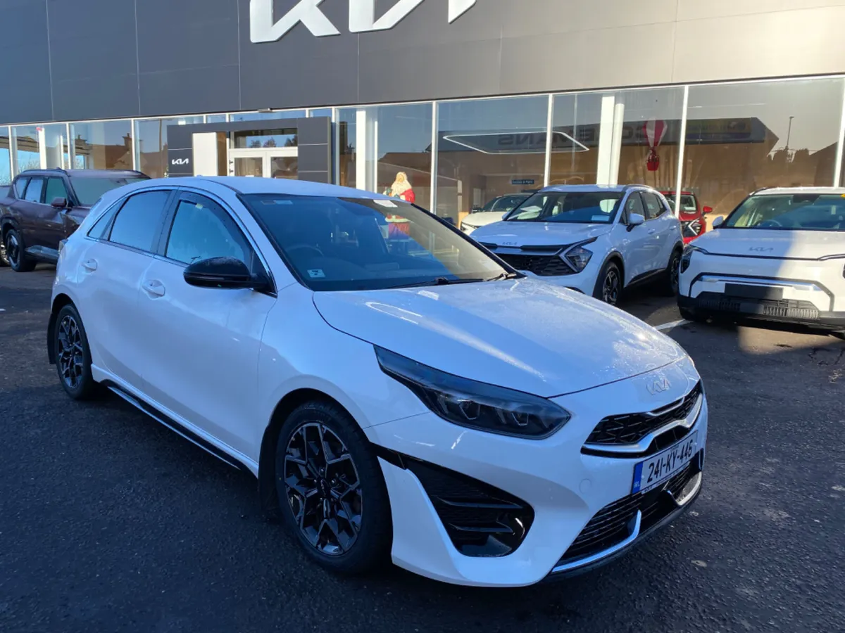 Kia Ceed Gt-Line 1.6 Diesel 2024 (241) - Image 3