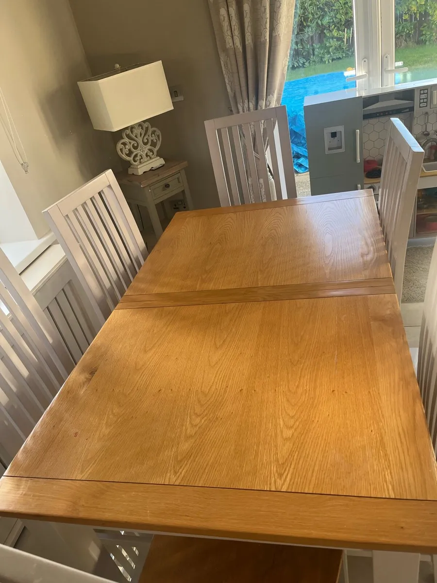 Kitchen table - Image 2