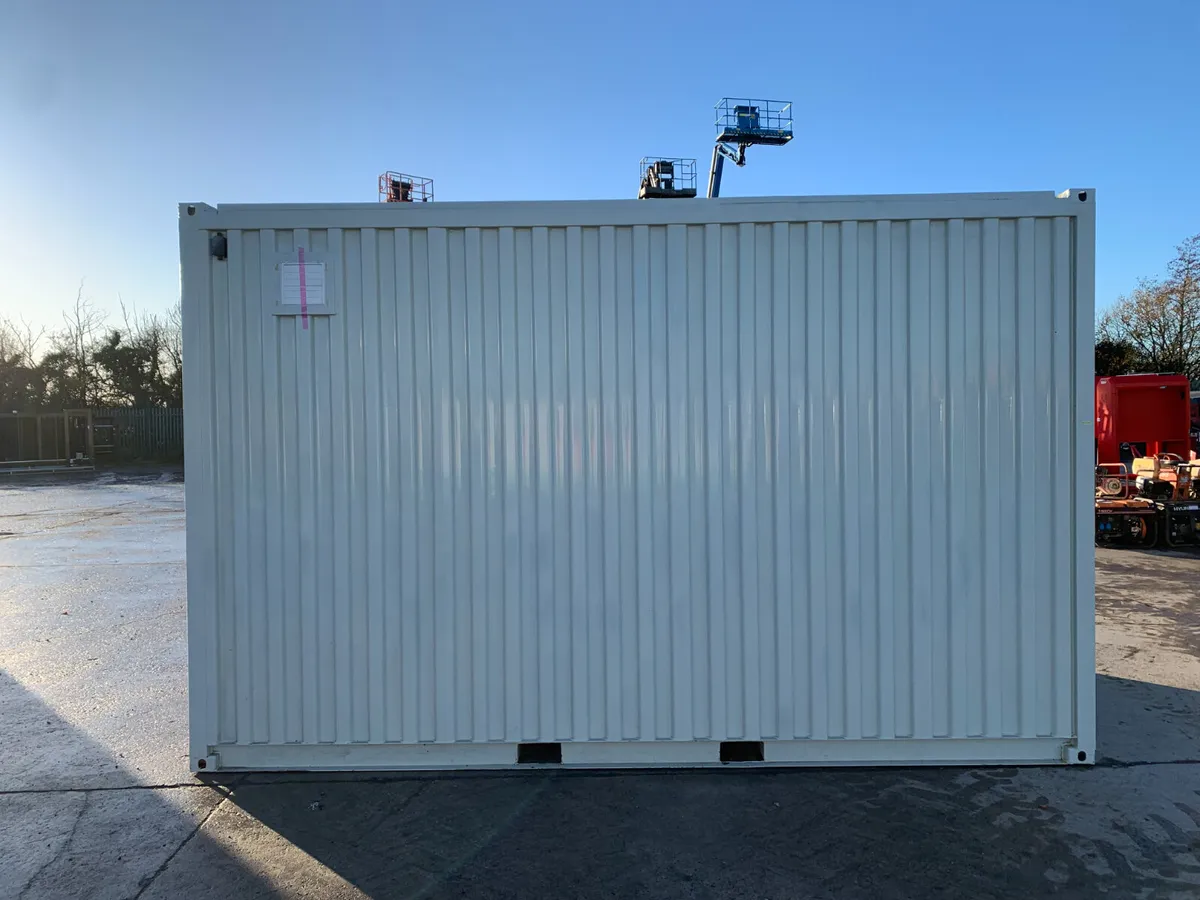 UNRESERVED 13 X 7 PORTABLE OFFICE UNIT FOR AUCTION - Image 4