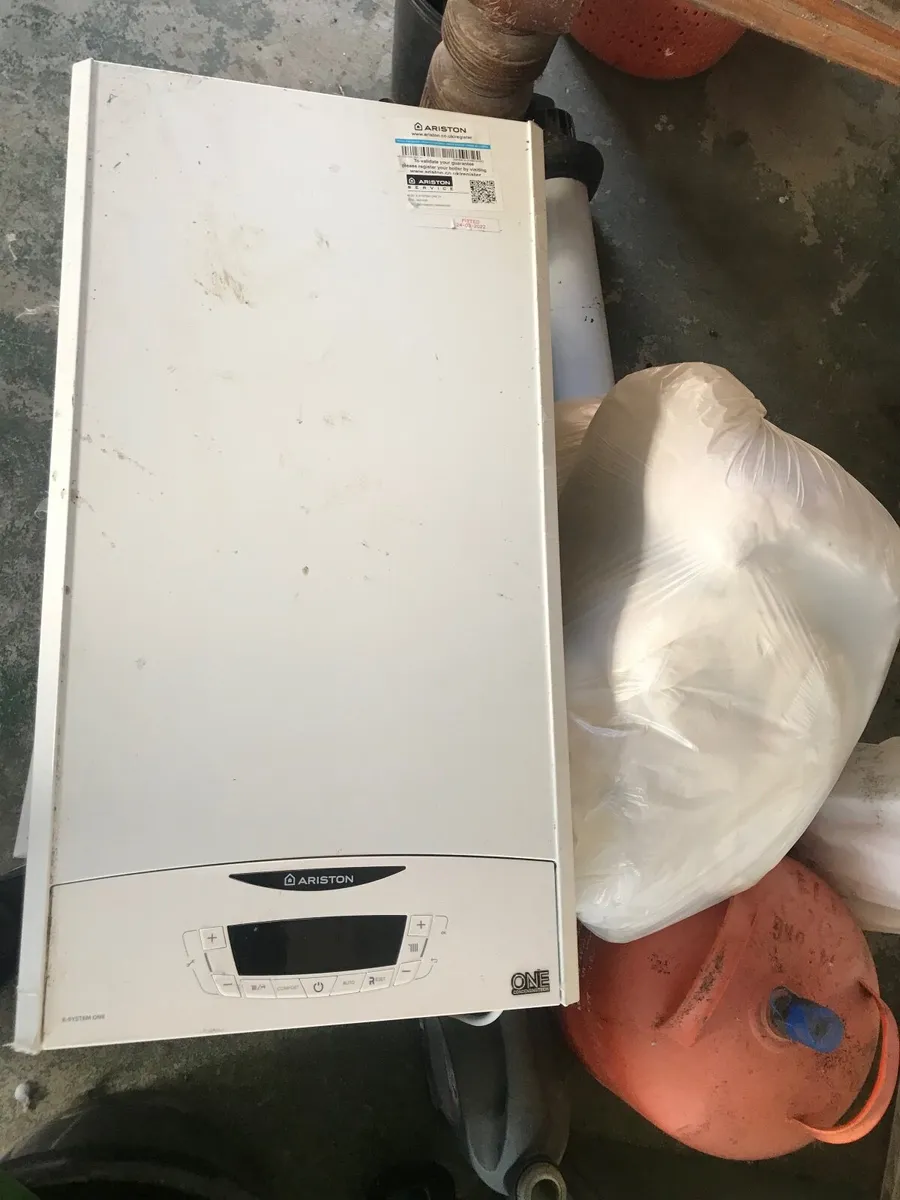 Gas boiler - Image 1