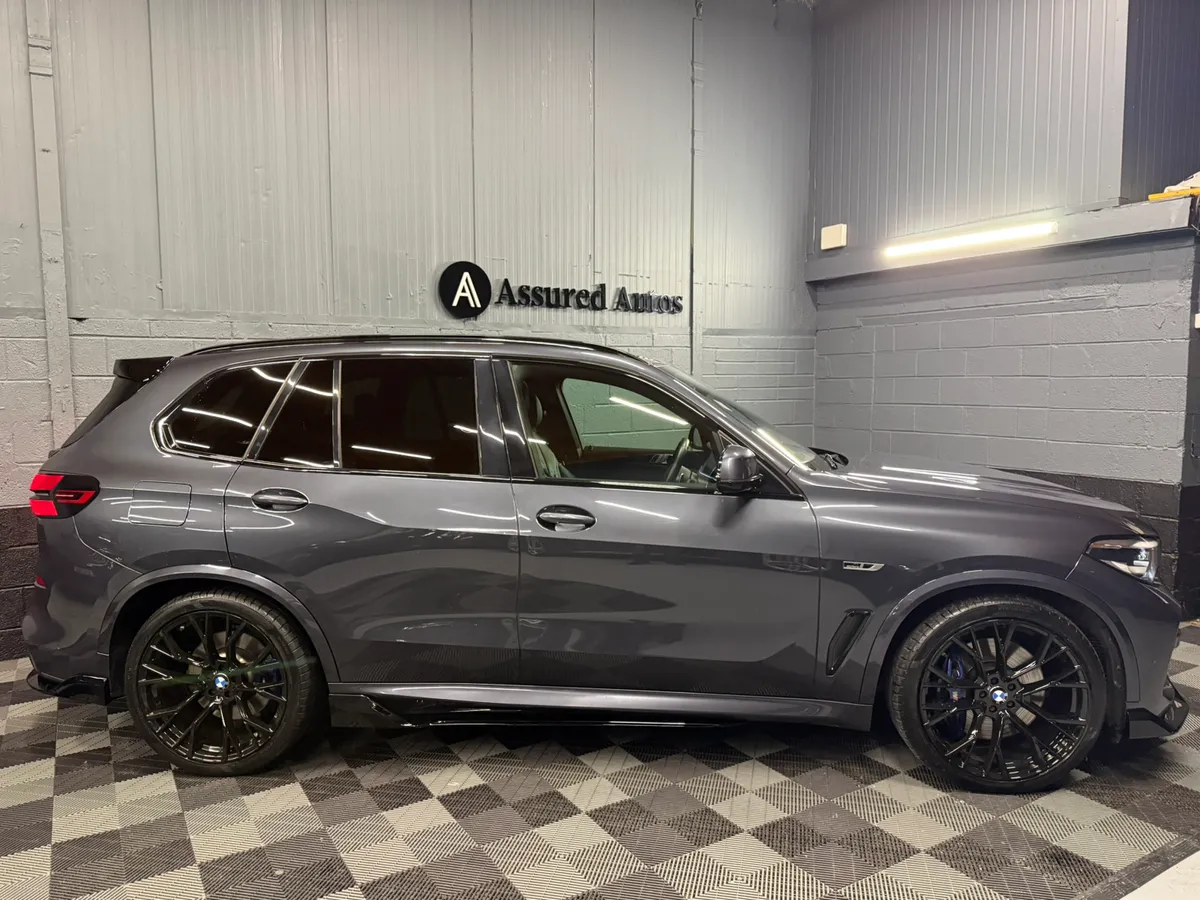221 BMW X5 3Ltr X-Drive 45e M-Sport-M Performance - Image 2