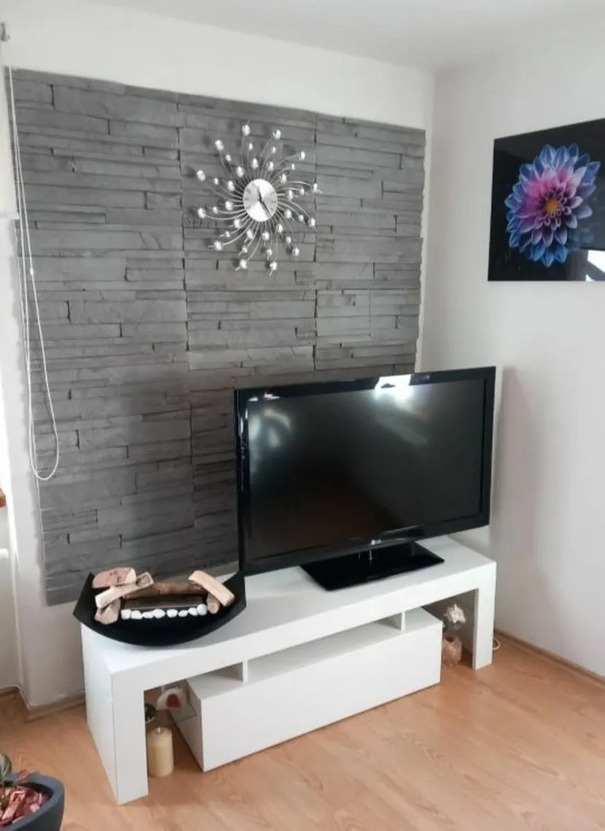 Creta Grey Stone Cladding for Internal Walls - Image 3