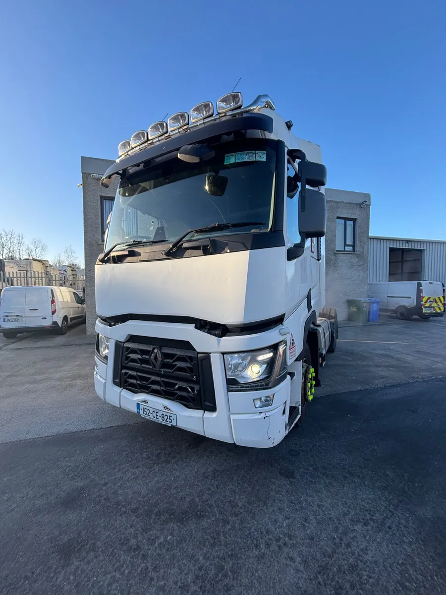 2015 Renault T - Image 2