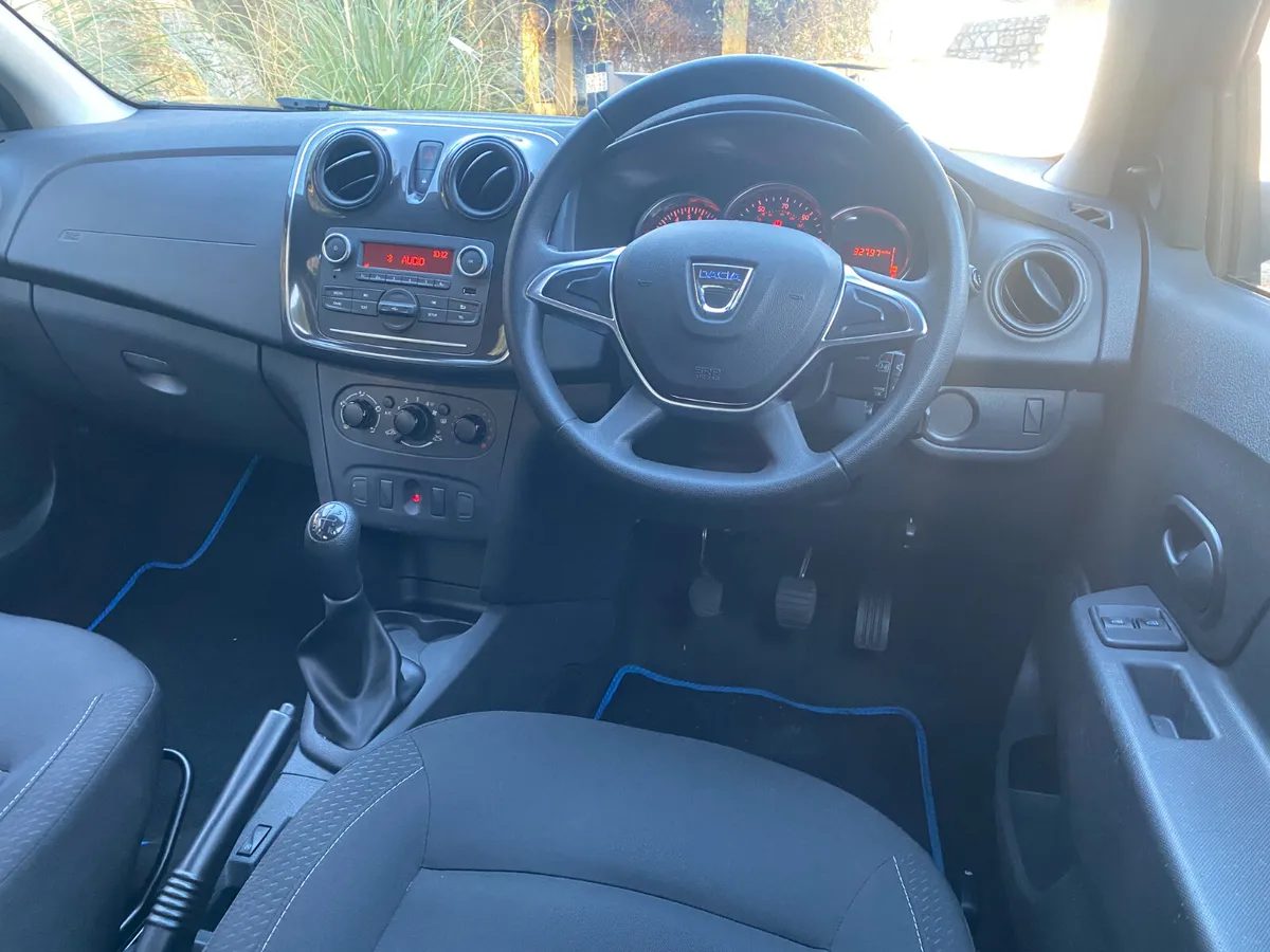 DACIA SANDERO HATCHBACK 1.0 SCe Essential - Image 4