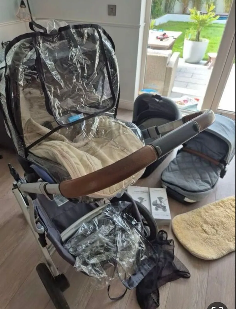 Uppababy vista travel system - Image 4