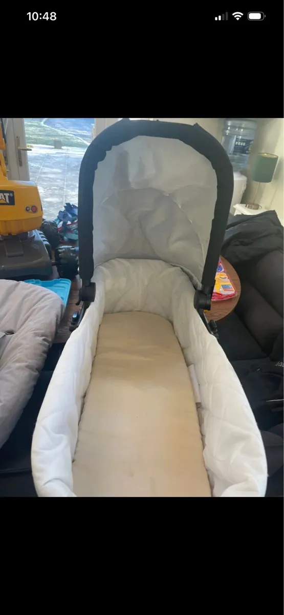 Out n about carry cot and double buggy adaptor - Image 3