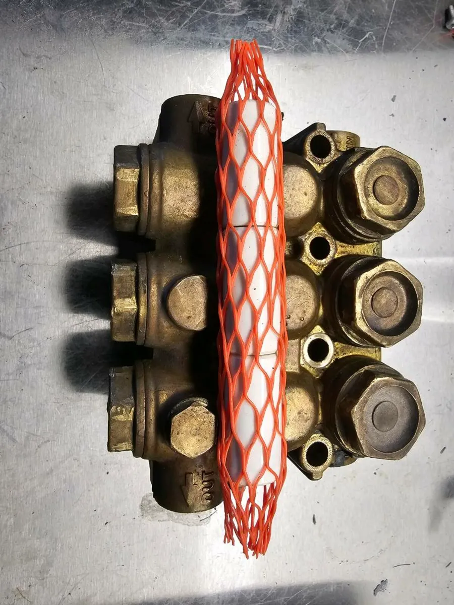 Power washer pump - Image 1