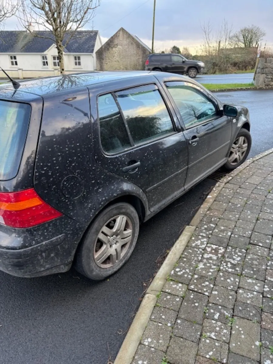 Volkswagen Golf 2003 - Image 2