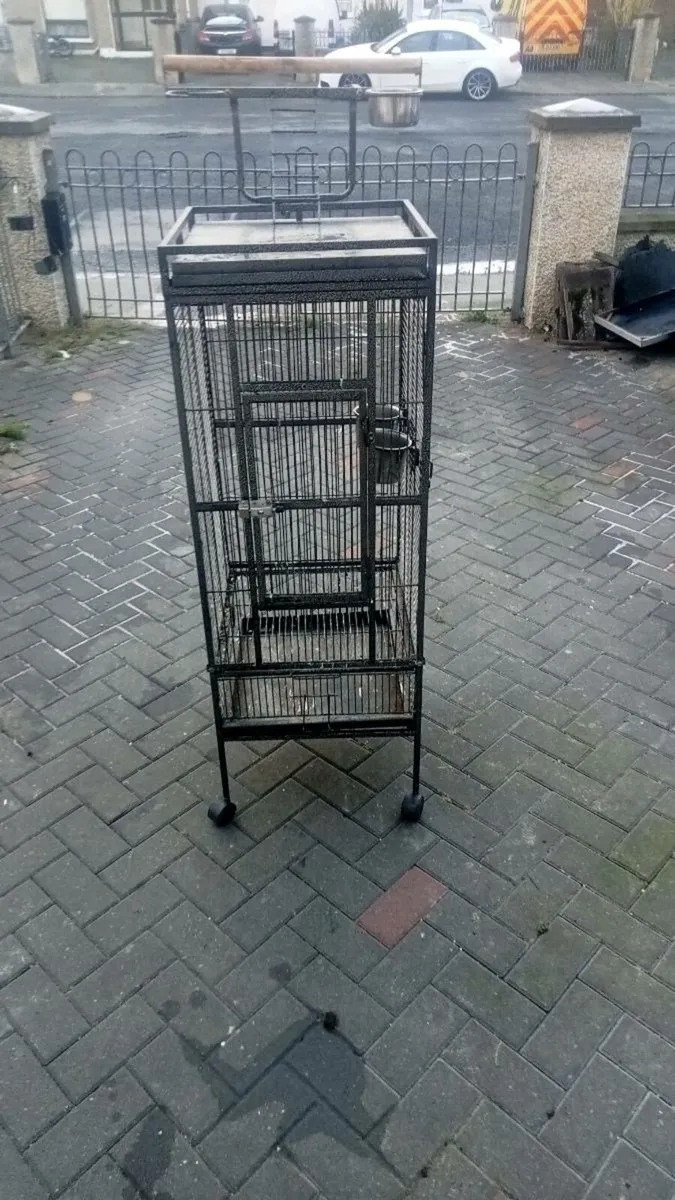 Bird cage - Image 1