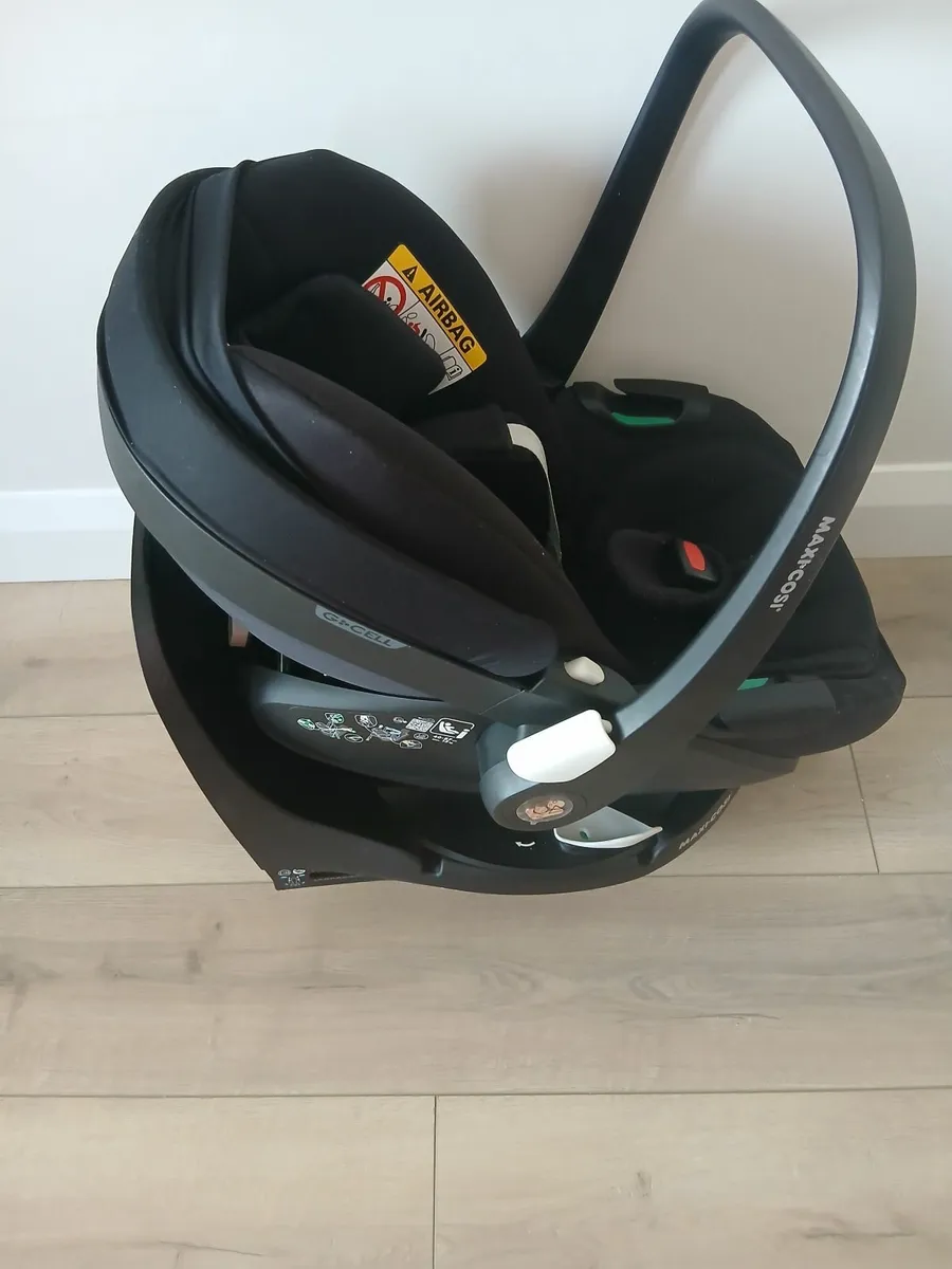 Car Seat - Image 3
