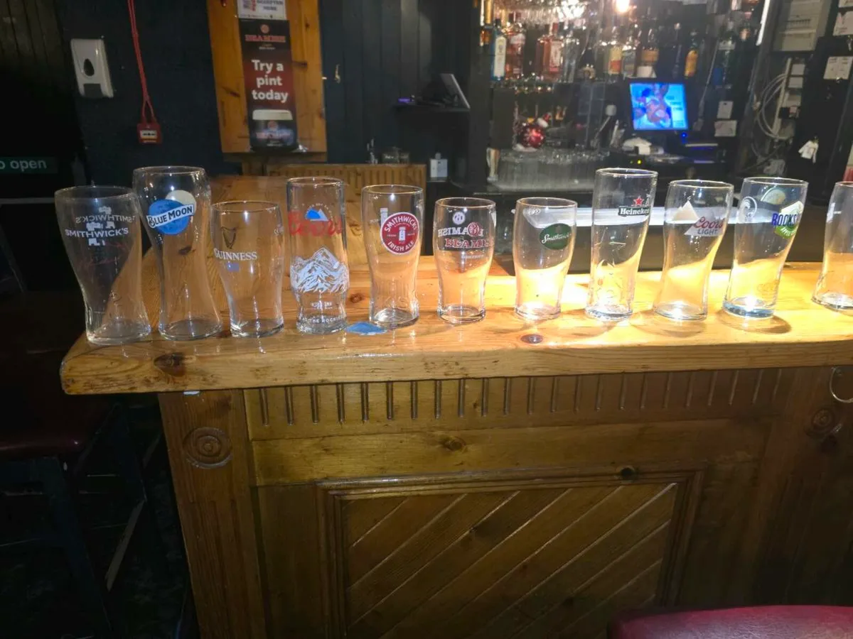 400 Pint Glasses - Image 2