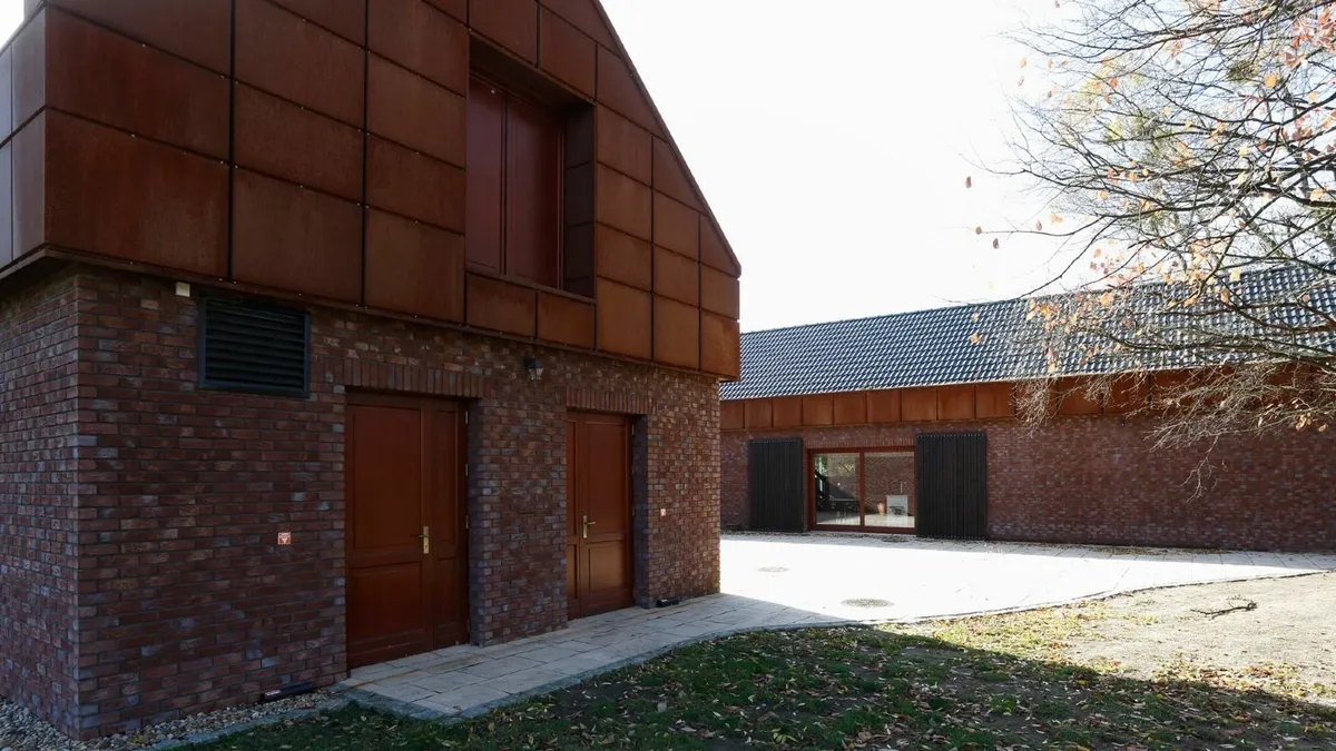 Country Brick 668 – Wall Cladding - Image 4