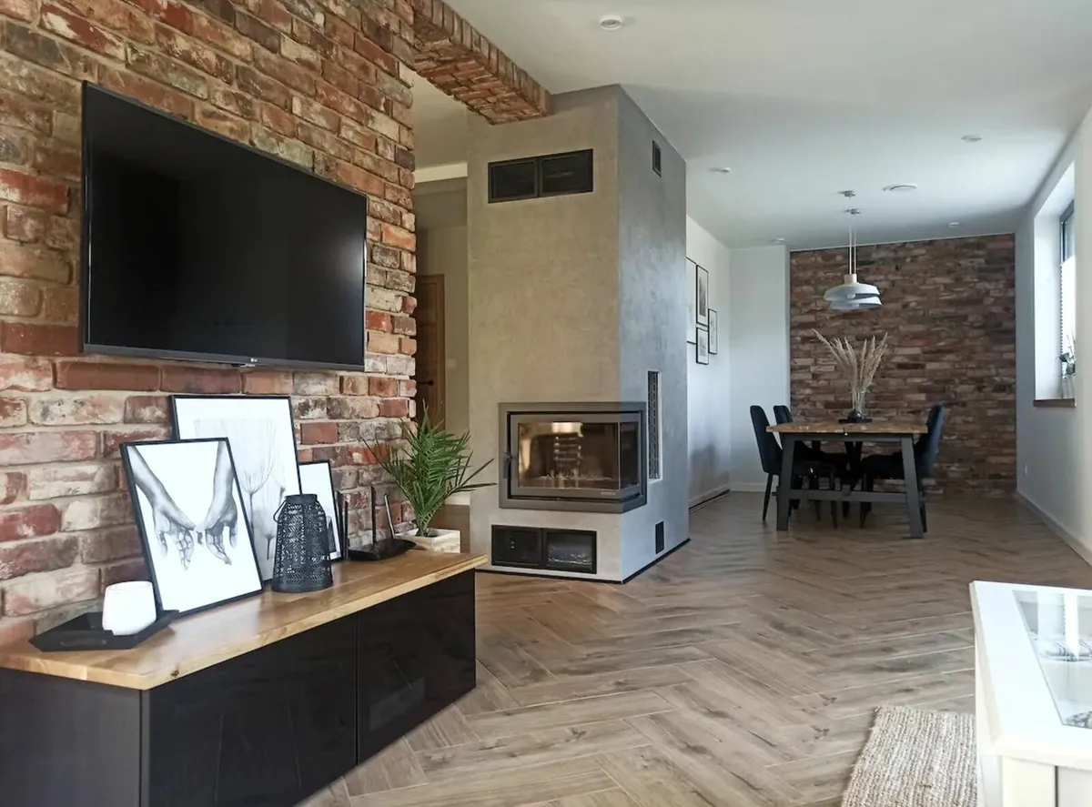 XVIII Century Reclaimed Brick Slips - Image 2