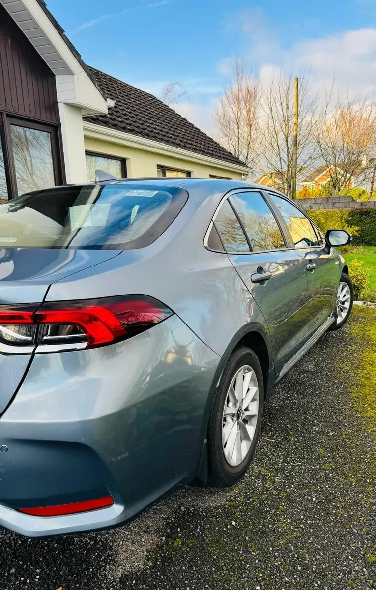 Toyota Corolla 2020 - Image 2