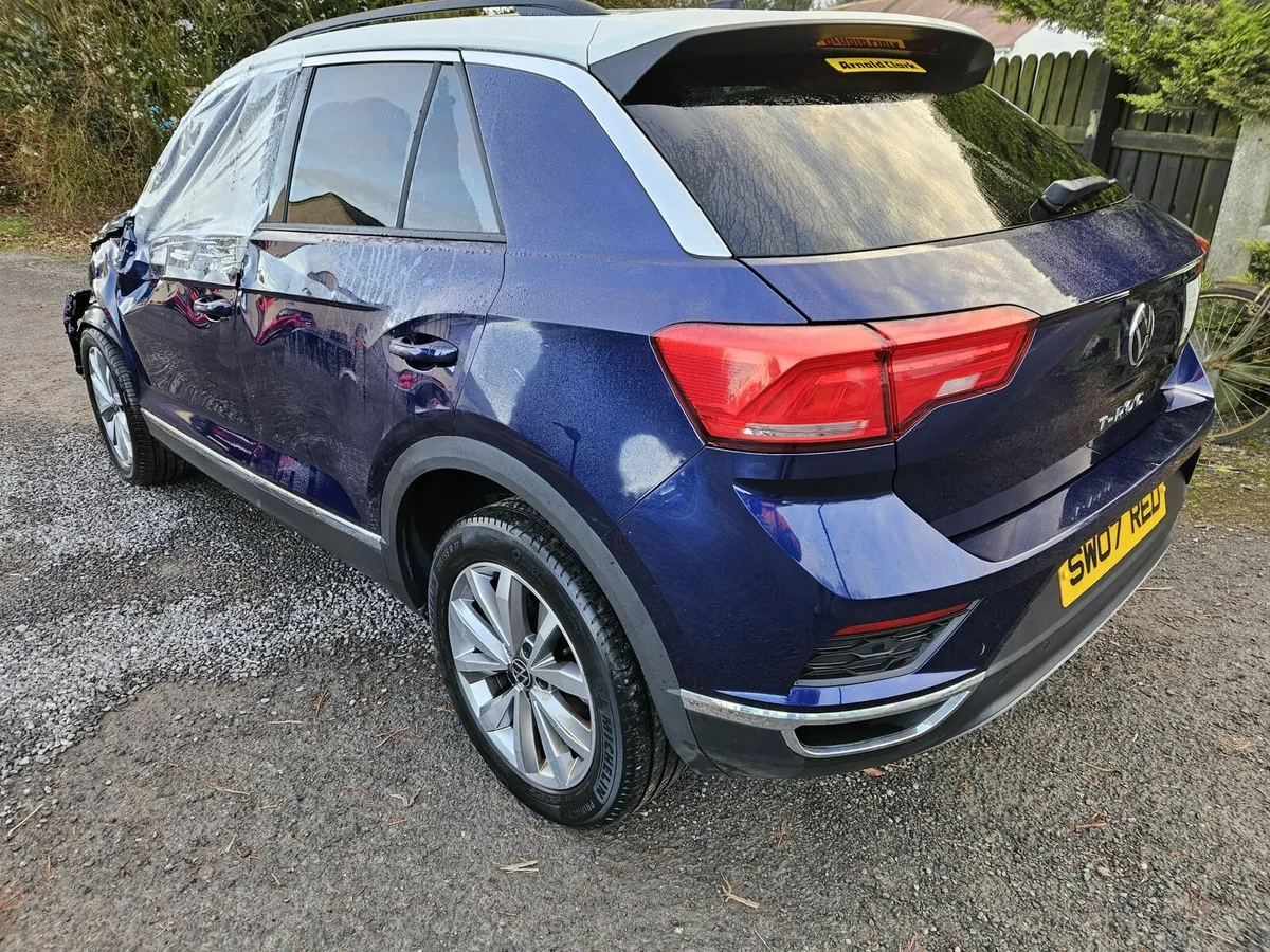 2021 VW T-Roc - Image 3