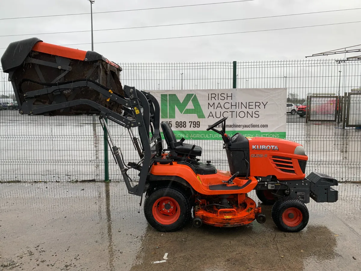 UNRESERVED 2018 KUBOTA G26 RIDE ON DIESEL MOWER - Image 3