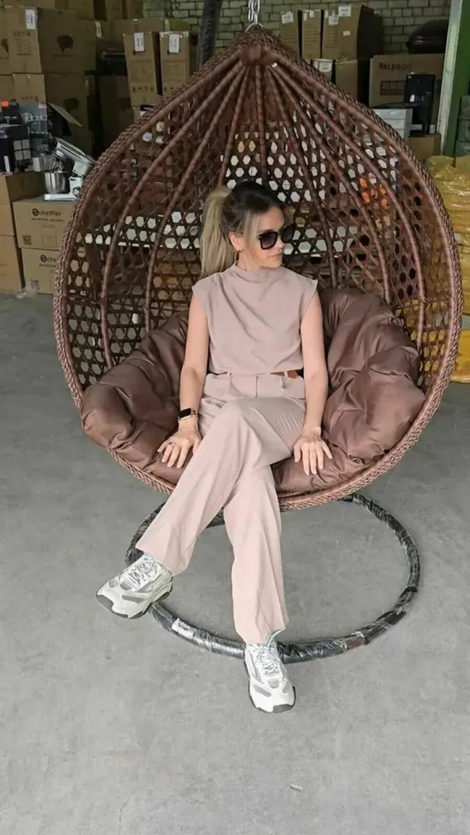 Swing chair egg-chair-with-cushion brand new - Image 1
