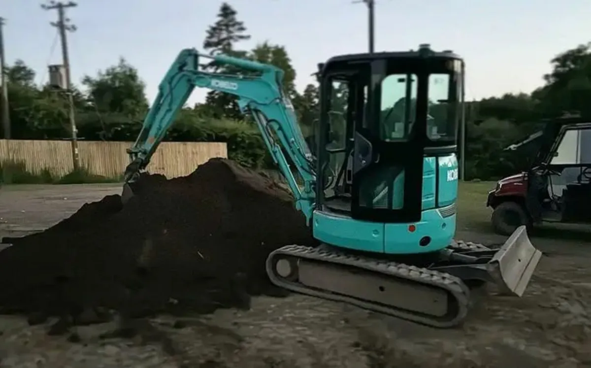 Mini diggers and groundworks