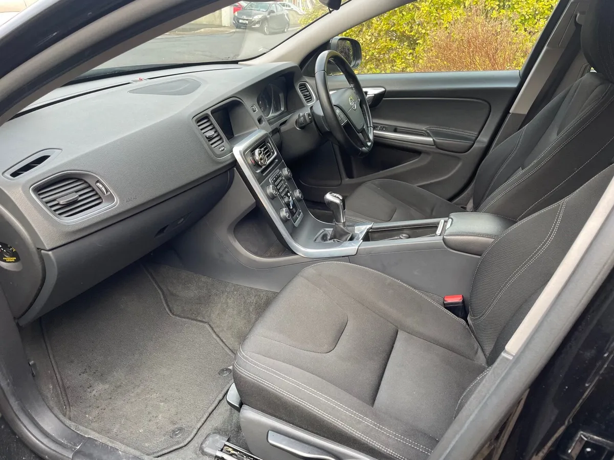 Volvo S60 2016 - Image 4