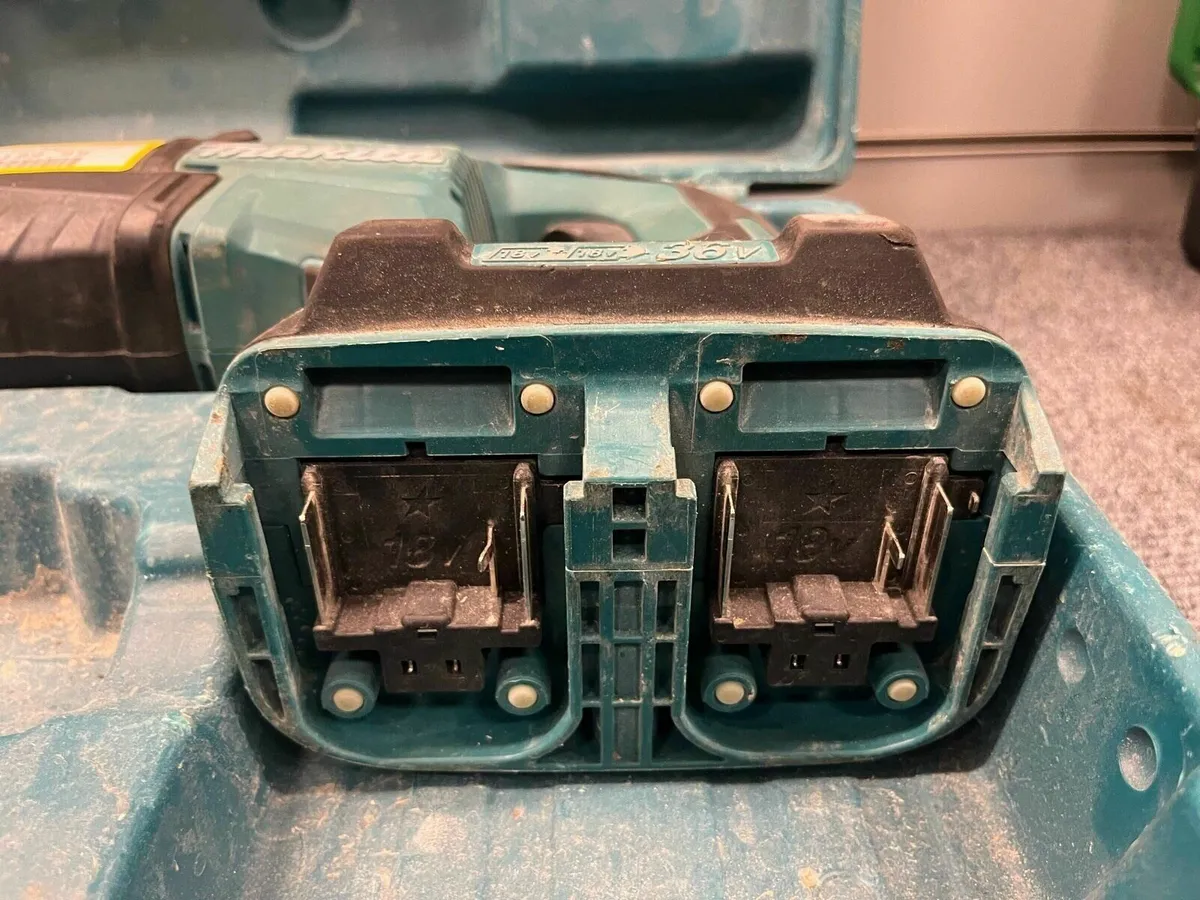 Makita DJR360 Reciprocating saw - Image 3