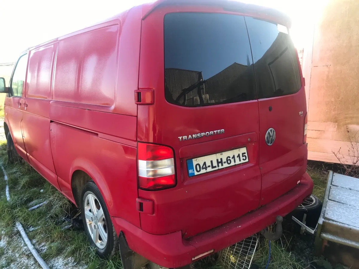 Volkswagen Transporter 2004 - Image 1