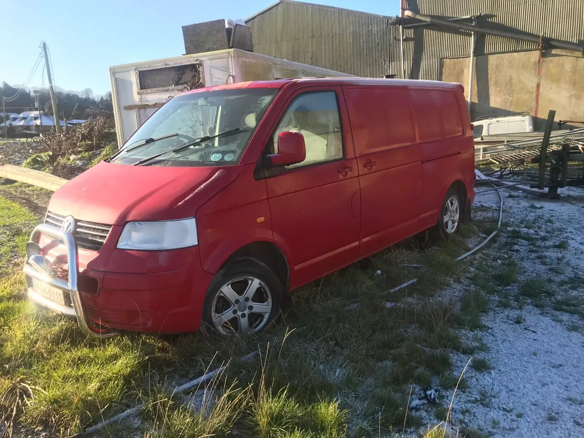 Volkswagen Transporter 2004 - Image 2