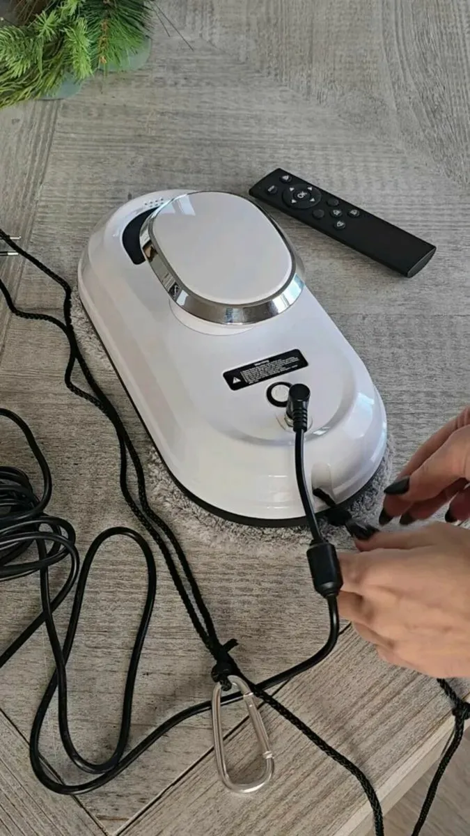 Window cleaning robot brand new - Image 4