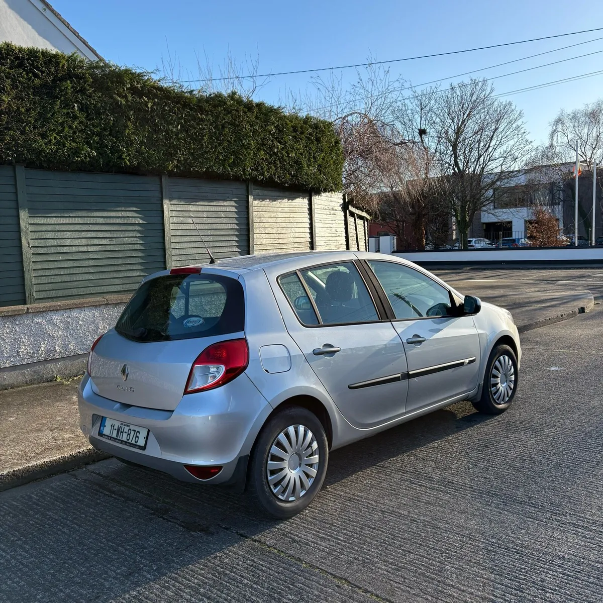 RENAULT CLIO NCT 06/26 TAX 05/26 - Image 4