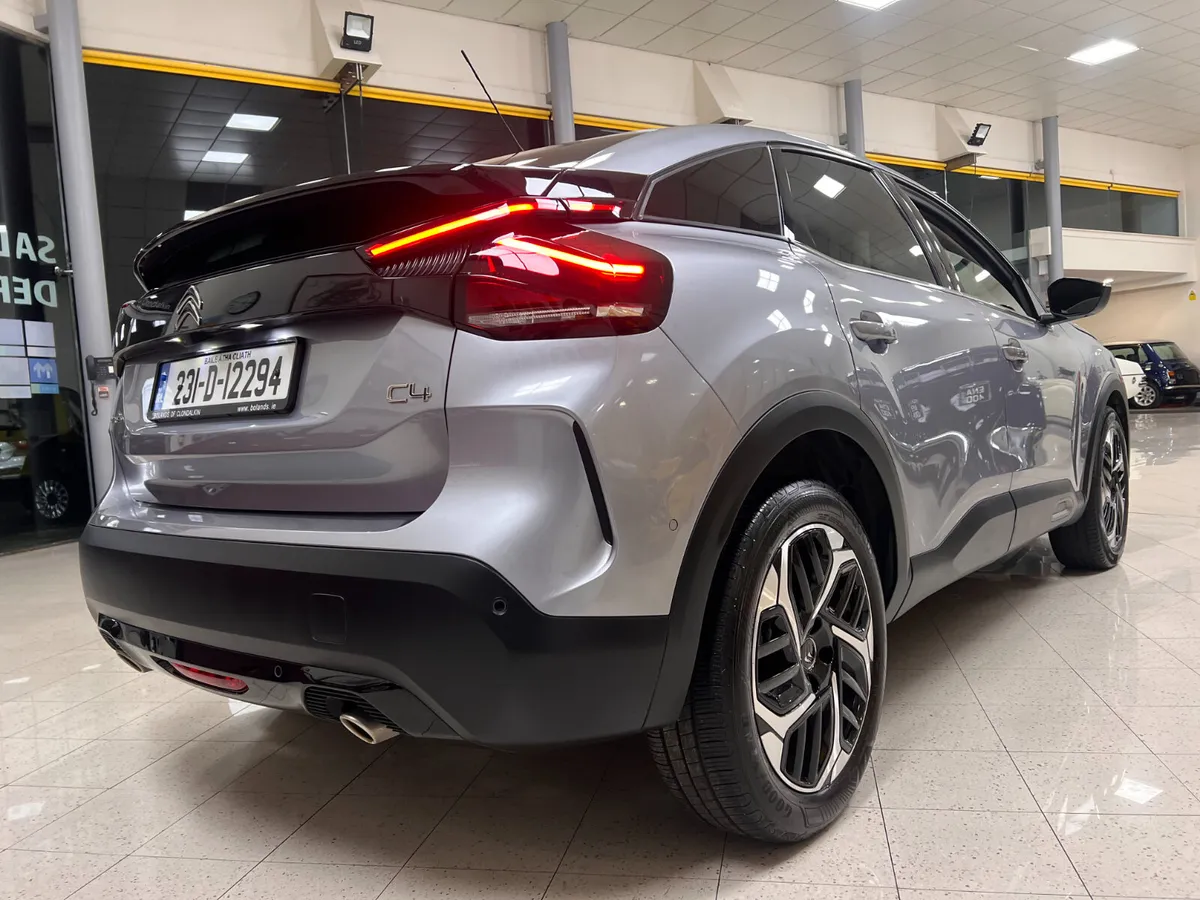 Only 27,000 Kms AUTOMATIC Top Spec Full Leather As - Image 2