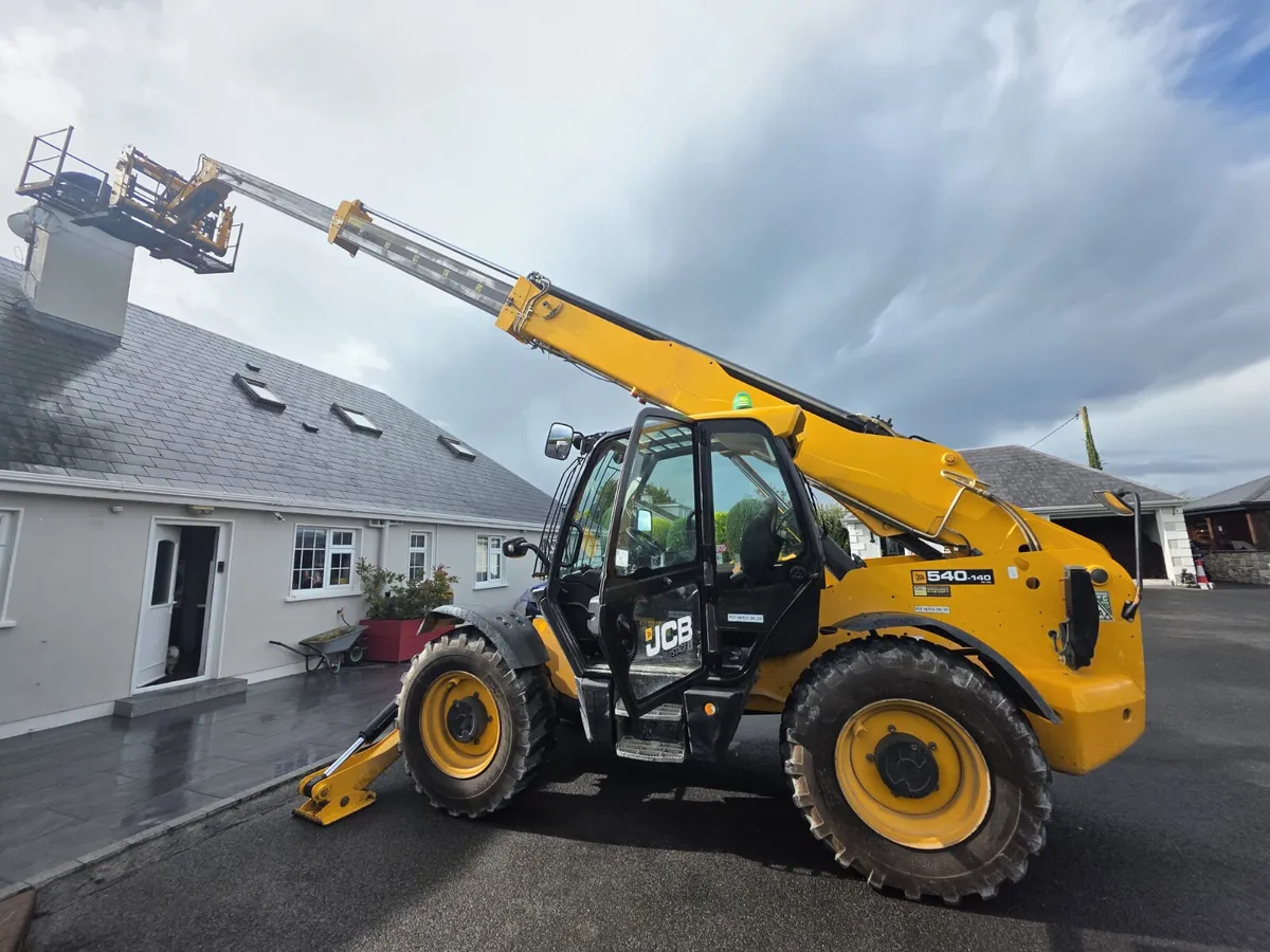 2020 JCB 540-140 Telehandler - Image 2